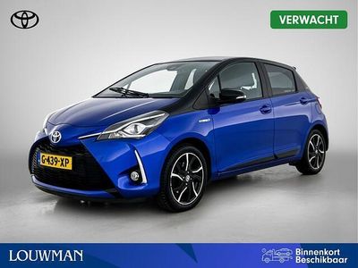 Blauw metallic Occasion 2018 Toyota Yaris Premium Hatchback | € 15.445 (Eerlijke prijs)