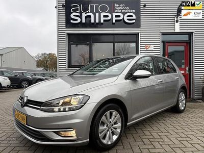 Grijs (metallic) Gebruikt 2019 VW Golf VII Comfortline Hatchback | € 14.450 (Eerlijke prijs)