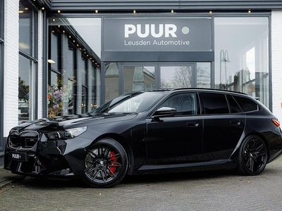 Zwart Occasion 2024 BMW M5 Comfort Edition Stationwagen | € 149.995 (Duur)