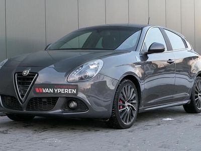 Occasion Alfa Romeo Giulietta Quadrifoglio Verde 241 PK (177 kW) 2014 Grijs Hatchback
