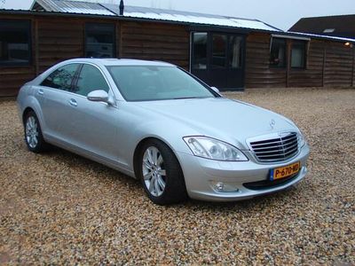 Grijs Gebruikt 2006 Mercedes S320 Sedan | € 4.500