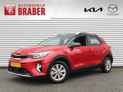 Rood Occasion 2023 Kia Stonic Air SUV | € 20.500 (Eerlijke prijs)