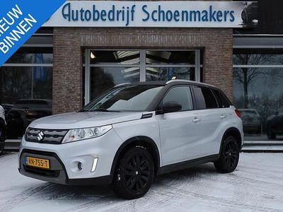 Grijs Occasion 2018 Suzuki Vitara Exclusive SUV | € 15.995 (Eerlijke prijs)