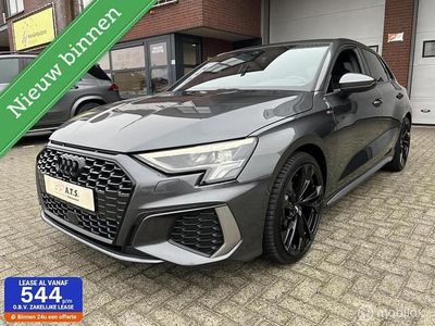Grijs Gebruikt 2024 Audi A3 Sportback S-Line Hatchback | € 33.950 (Eerlijke prijs)