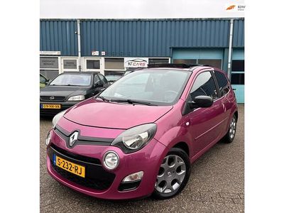 Occasion Renault Twingo Collection 75 PK (55 kW) 2012 Rood Hatchback