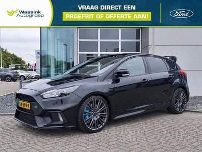 Zwart Occasion 2016 Ford Focus RS Hatchback | € 34.785 (Eerlijke prijs)