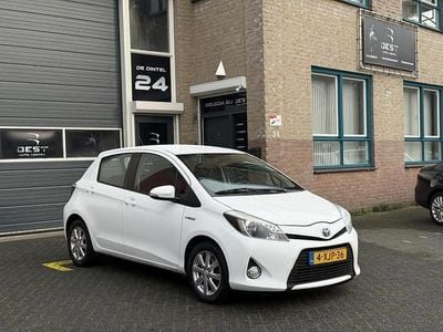 Wit Gebruikt 2014 Toyota Yaris Hatchback | € 7.495 (Eerlijke prijs)