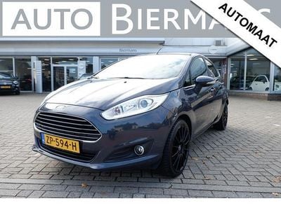 Grijs Gebruikt 2015 Ford Fiesta Titanium X Hatchback | € 9.850 (Iets duurder)