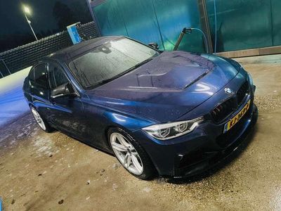 Blauw Occasion 2015 BMW 340 M Sport Sedan | € 26.500 (Eerlijke prijs)