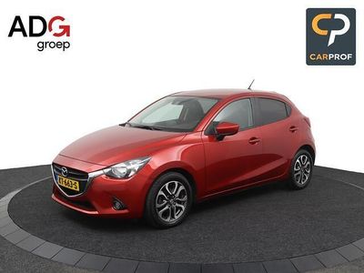 Rood Gebruikt 2016 Mazda 2 Hatchback | € 13.650 (Eerlijke prijs)