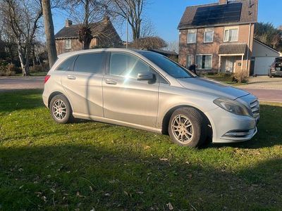 Occasion Mercedes B180 108 PK (79 kW) 2013 MPV