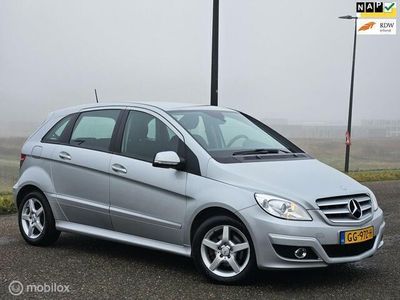 Mercedes B180