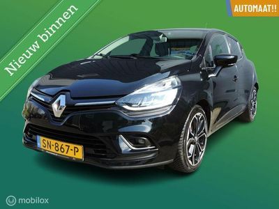 Zwart Occasion 2017 Renault Clio IV Intens Hatchback | € 10.950 (Eerlijke prijs)