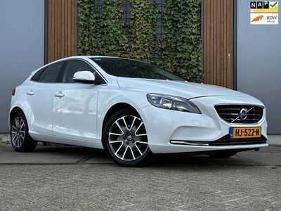 tweedehands Volvo V40 2.0 D2 Summum Business