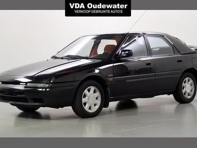 Zwart Gebruikt 1990 Mazda 323 Hatchback | € 3.900