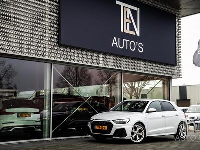 Wit Occasion 2026 Audi A1 Sportback S-Line Hatchback | € 28.510