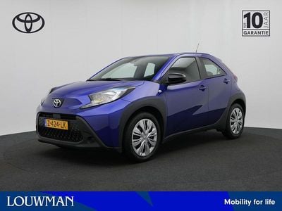 Blauw Occasion 2024 Toyota Aygo X Play SUV | € 17.780 (Goede deal)
