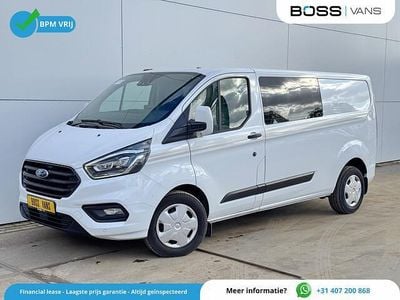 Zilver (metallic) Gebruikt 2024 Ford Transit Custom Limited Van | € 26.440 (Goede deal)