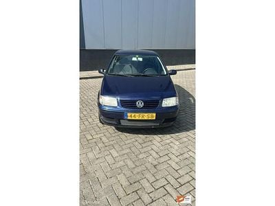 VW Polo