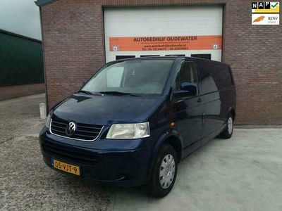 VW Transporter