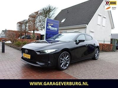 Zwart (metallic) Occasion 2021 Mazda 3 Sportive Hatchback | € 22.950 (Eerlijke prijs)