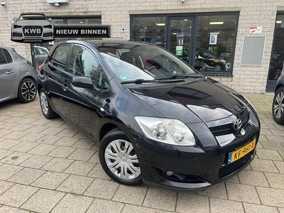 Zwart Gebruikt 2008 Toyota Auris Terra Hatchback | € 3.350 (Eerlijke prijs)