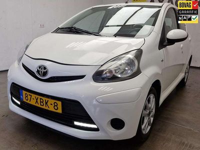 Occasion Toyota Aygo 68 PK (50 kW) 2012 Wit Hatchback