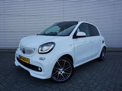 Hatchback Gebruikt 2017 Smart ForFour Brabus Hatchback | € 15.950