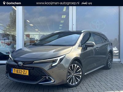 Oxyde bronze metallic (groen metallic) Occasion 2023 Toyota Corolla Edition Stationwagen | € 31.900 (Duur)