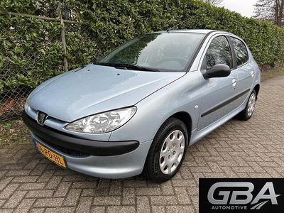 Occasion Peugeot 206 75 PK (55 kW) 2005 Grijs Hatchback