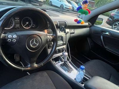 Mercedes C200