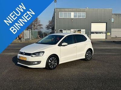 Wit Occasion 2015 VW Polo Edition Hatchback | € 7.350 (Eerlijke prijs)