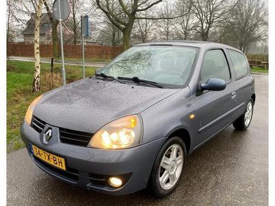 tweedehands Renault Clio 1.4-16V Campus