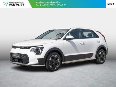 Snow white pearl Gebruikt 2024 Kia e-Niro Light SUV | € 28.290 (Goede deal)