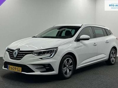 Wit Occasion 2022 Renault Megane E-Tech Intens Stationwagen | € 19.500 (Eerlijke prijs)