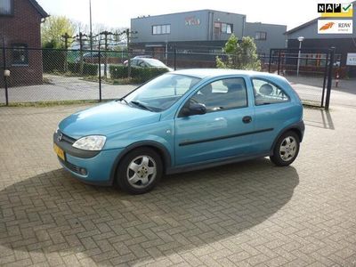 tweedehands Opel Corsa 1.4-16V Elegance vol automaat leuke auto