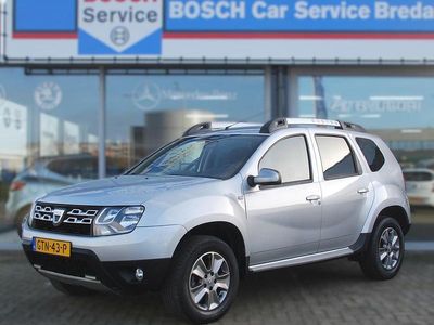 Grijs Occasion 2016 Dacia Duster Lauréate SUV | € 10.950 (Iets duurder)