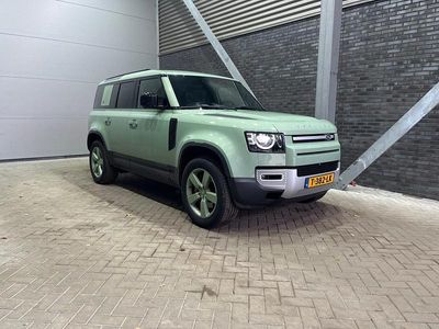 Groen Gebruikt 2023 Land Rover Defender 75th Limited Edition | € 87.400 (Eerlijke prijs)