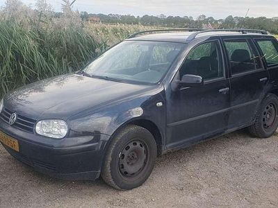 Zwart Gebruikt 2004 VW Golf IV Stationwagen | € 750
