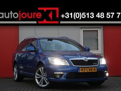 tweedehands Skoda Octavia Combi 2.0 TFSI RS | Navigatie | Stoelverwarming |