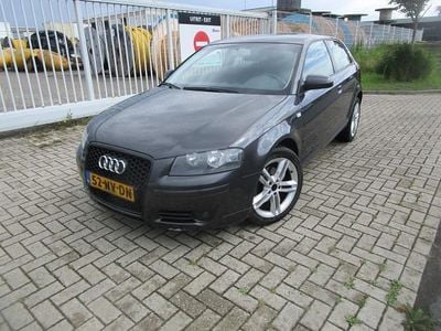 Occasion Audi A3 Ambition 150 PK (110 kW) 2004 Grijs Hatchback