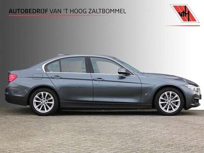Grijs Gebruikt 2016 BMW 330e Executive Sedan | € 16.400 (Goede deal)