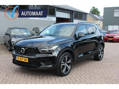 Zwart, metallic lak Occasion 2020 Volvo XC40 R-Design SUV | € 34.950 (Eerlijke prijs)