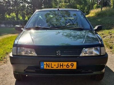 Peugeot 106