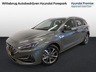 tweedehands Hyundai i30 Wagon 1.5 T-GDi MHEV Premium LEDER + STOELVERWARMING / KOELING VOOR | NAVIGATIE | DEMOVOORDEEL - BESCHIKBAAR VANAF 22-04-2024 | EXCLUSIEF OPENINGSVOORDEEL!