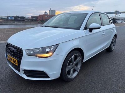Wit Gebruikt 2014 Audi A1 Attraction Hatchback | € 9.500 (Eerlijke prijs)