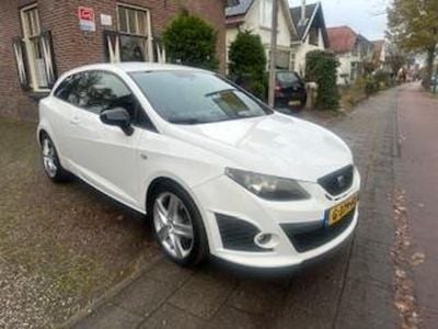 Wit (metallic) Gebruikt 2012 Cupra Ibiza Hatchback | € 7.199 (Eerlijke prijs)