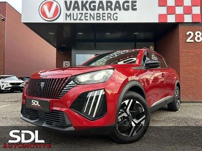 Rood Gebruikt 2024 Peugeot 2008 Allure SUV | € 21.945 (Goede deal)
