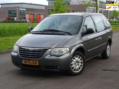 tweedehands Chrysler Voyager 3.3i V6 SE Luxe AUT. 7P. 97DKM/NAP/NAVI/PDC