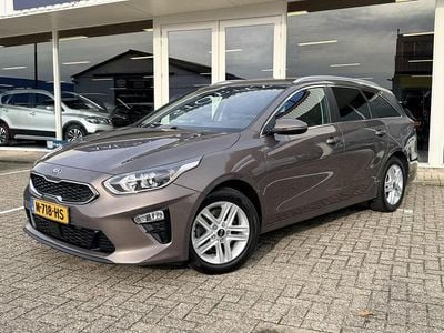Bruin (metallic) Occasion 2021 Kia Ceed Sportswagon Stationwagen | € 19.690 (Eerlijke prijs)